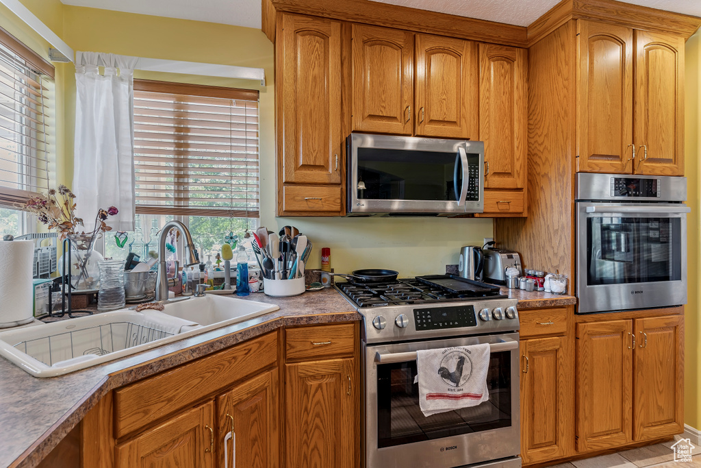 1317 W 2275 S Syracuse, UT 84075