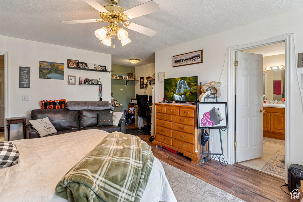 1317 W 2275 S Syracuse, UT 84075