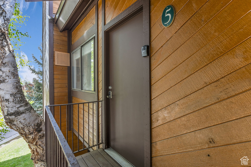 2025 CANYONS RESORT DR #B5 Park City, UT 84098