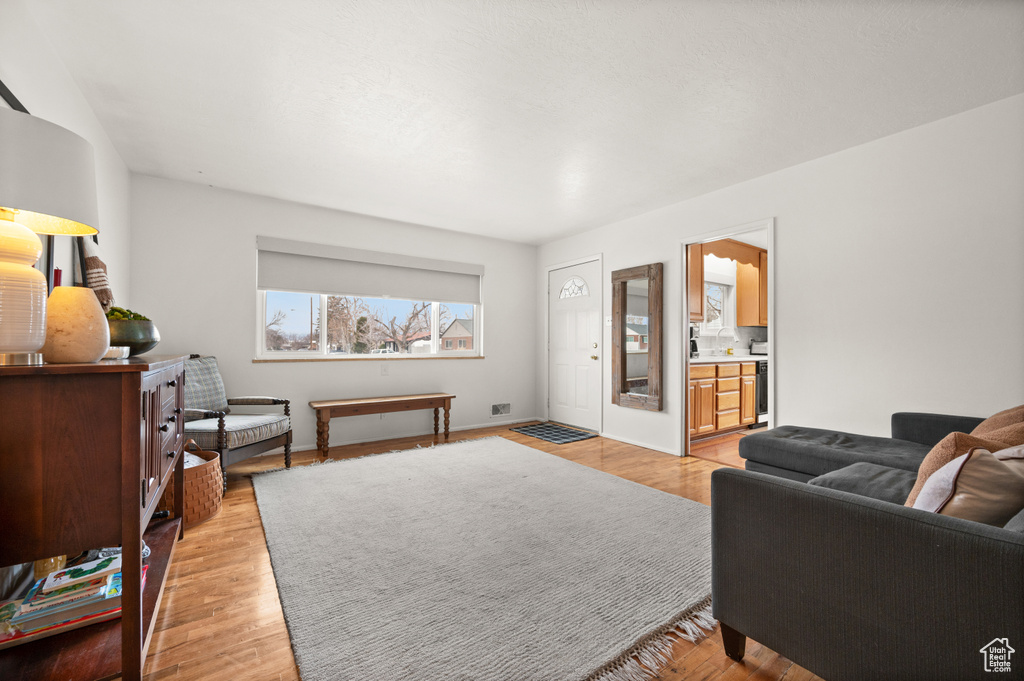 6311 S 370 E Murray, UT 84107