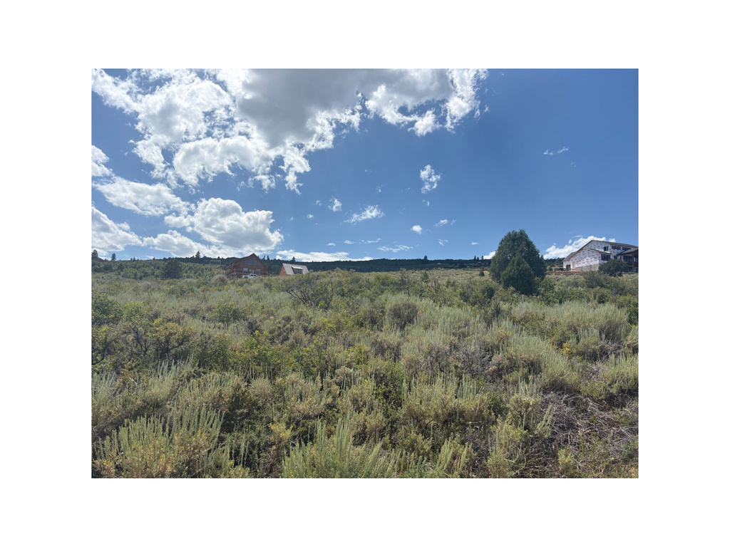 3321 S SNOWSHOE CIR Garden City, UT 84028