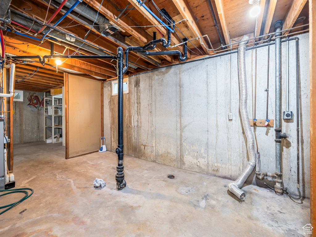 140 POLK AVE Ogden, UT 84404