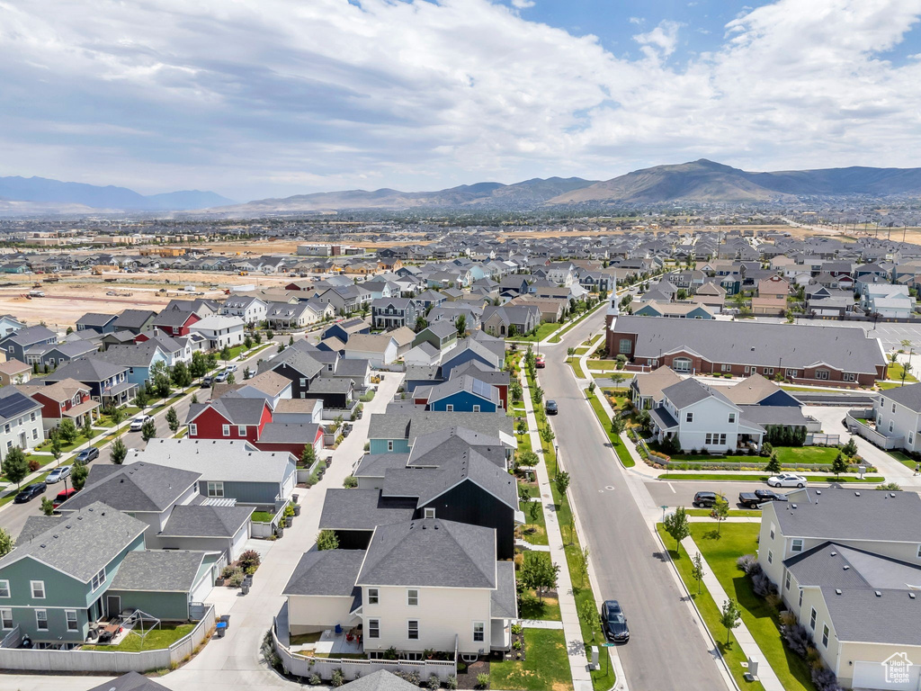 11569 S NIGHT HERON RD South Jordan, UT 84009