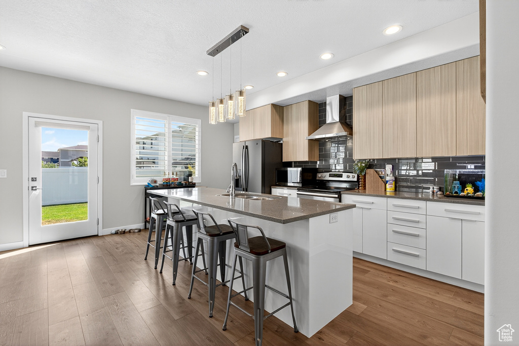 2383 W 3225 S West Haven, UT 84401