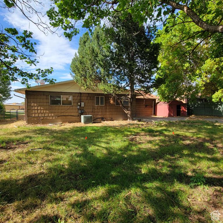 173 W 5200 S Washington Terrace, UT 84405
