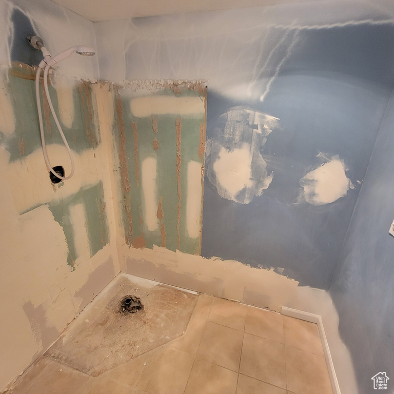 173 W 5200 S Washington Terrace, UT 84405