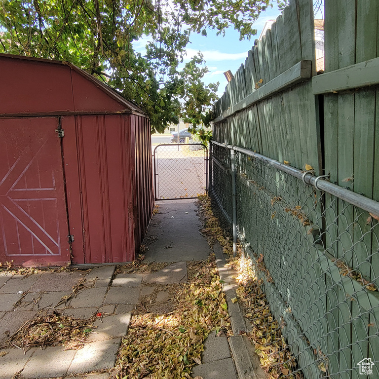 173 W 5200 S Washington Terrace, UT 84405