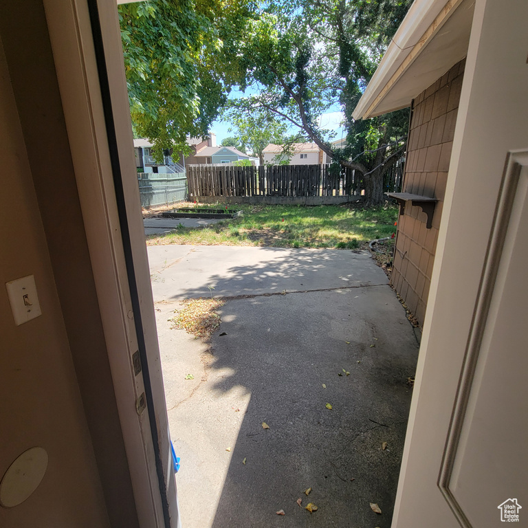 173 W 5200 S Washington Terrace, UT 84405