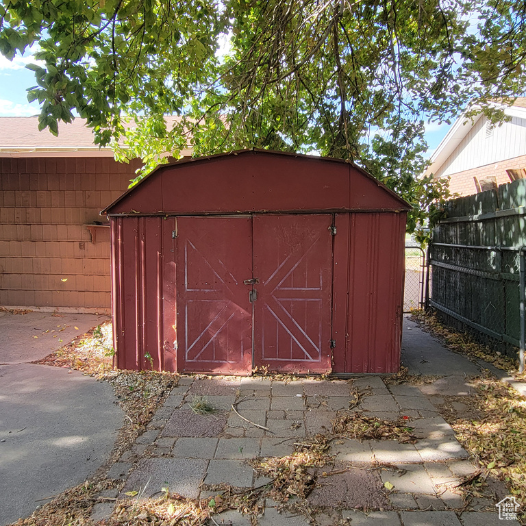 173 W 5200 S Washington Terrace, UT 84405