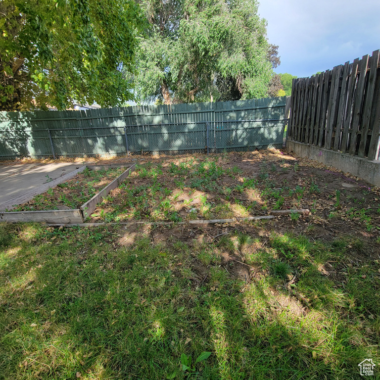 173 W 5200 S Washington Terrace, UT 84405