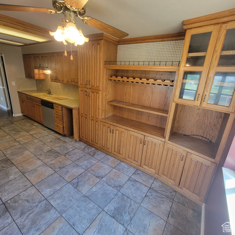 173 W 5200 S Washington Terrace, UT 84405