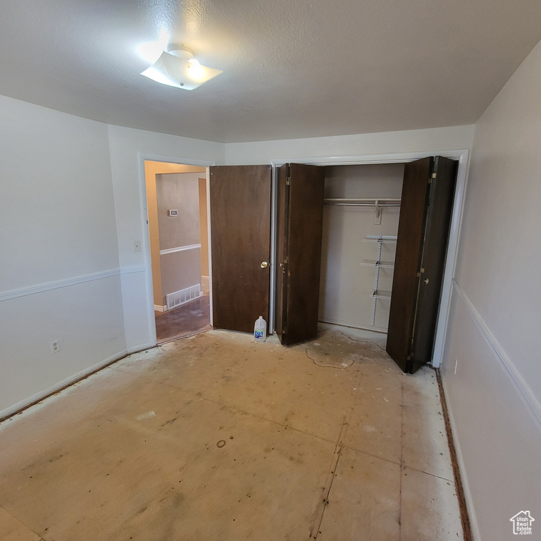 173 W 5200 S Washington Terrace, UT 84405