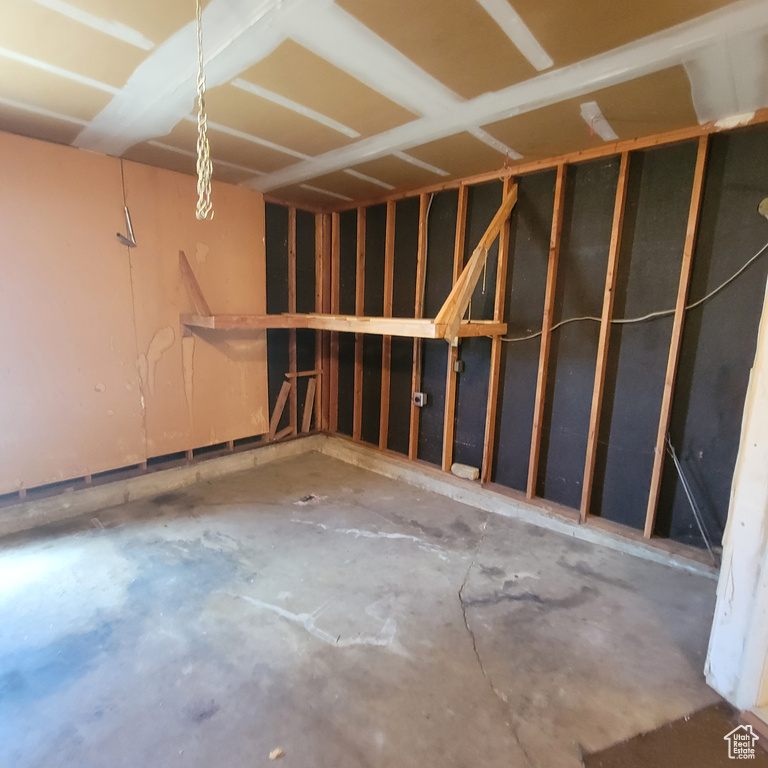 173 W 5200 S Washington Terrace, UT 84405