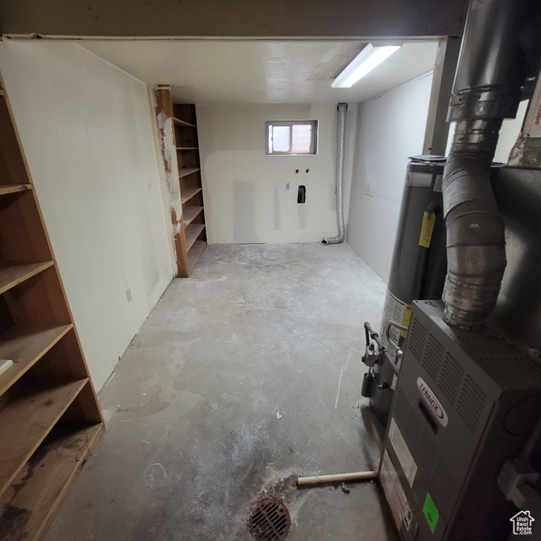 173 W 5200 S Washington Terrace, UT 84405