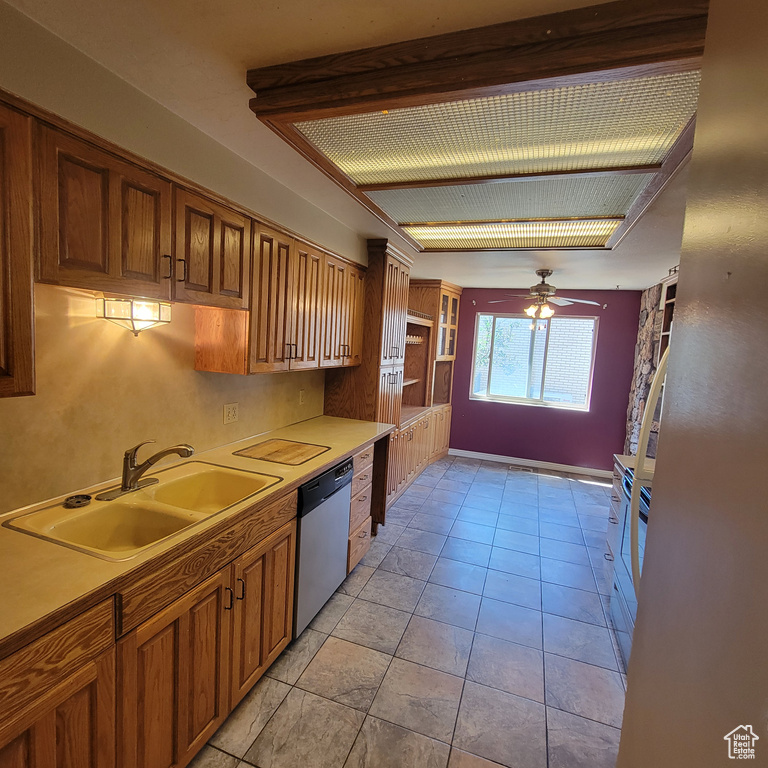 173 W 5200 S Washington Terrace, UT 84405
