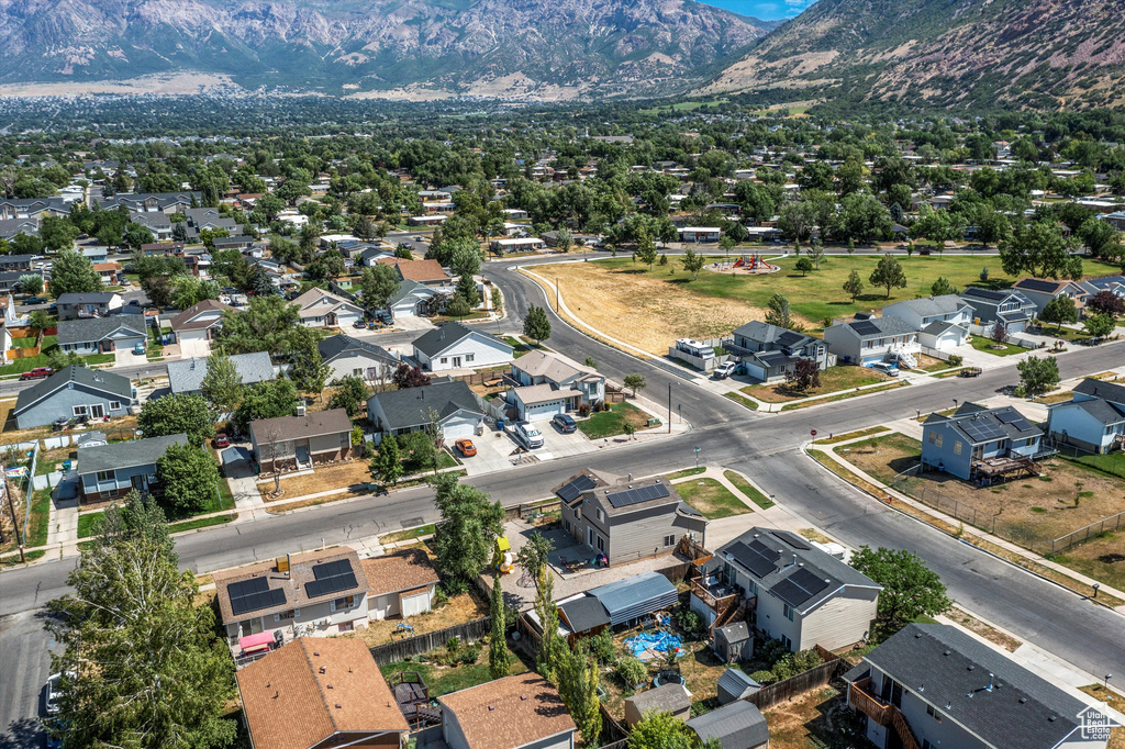647 N JEFFERSON AVE Ogden, UT 84404