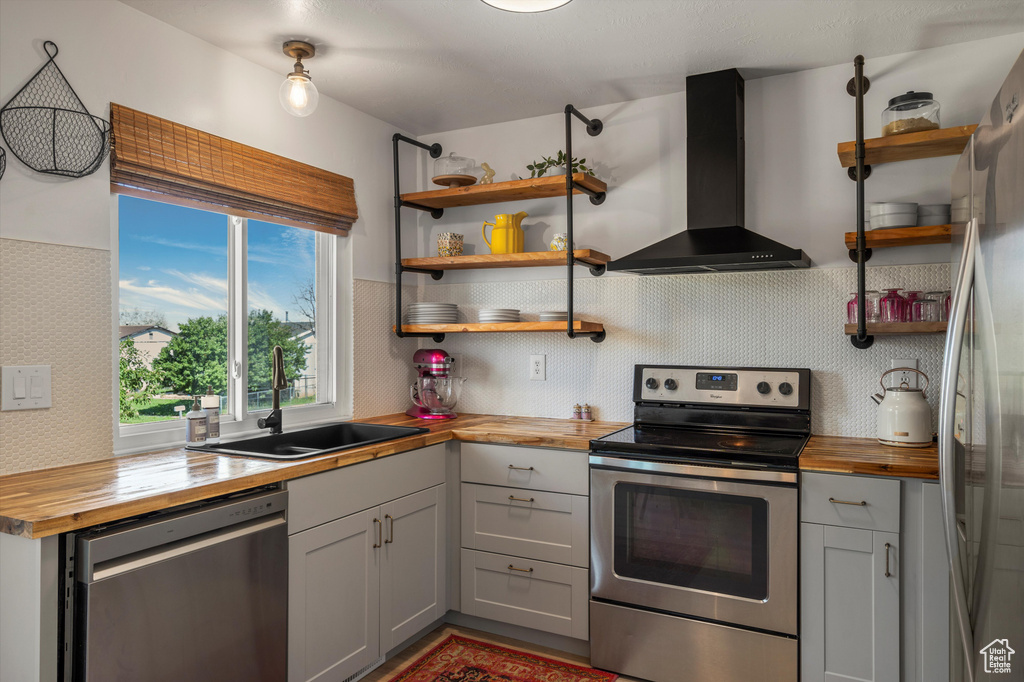647 N JEFFERSON AVE Ogden, UT 84404