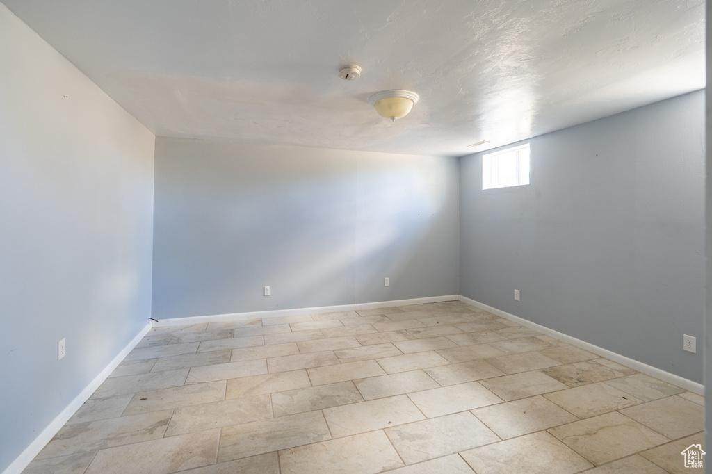 148 W 100 N Monticello, UT 84535