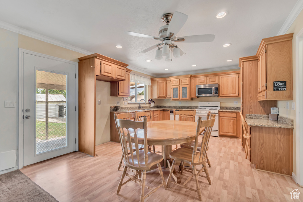 1327 W DIANE DR Murray, UT 84123