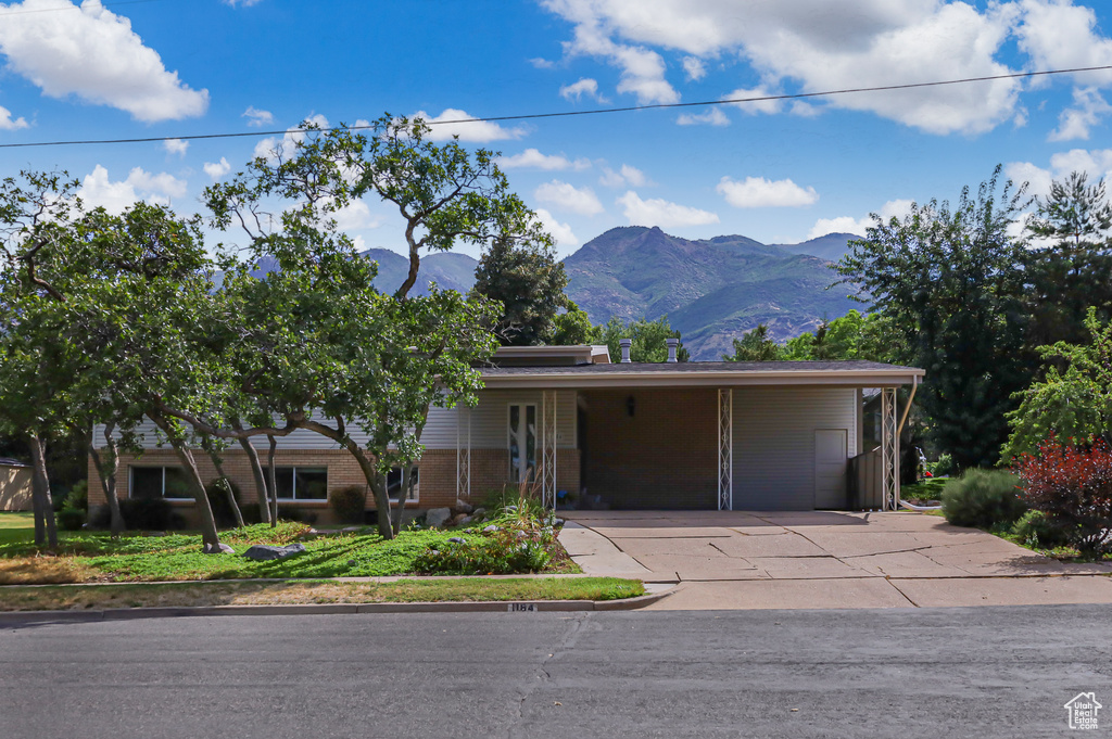 1184 DEVON ST Kaysville, UT 84037
