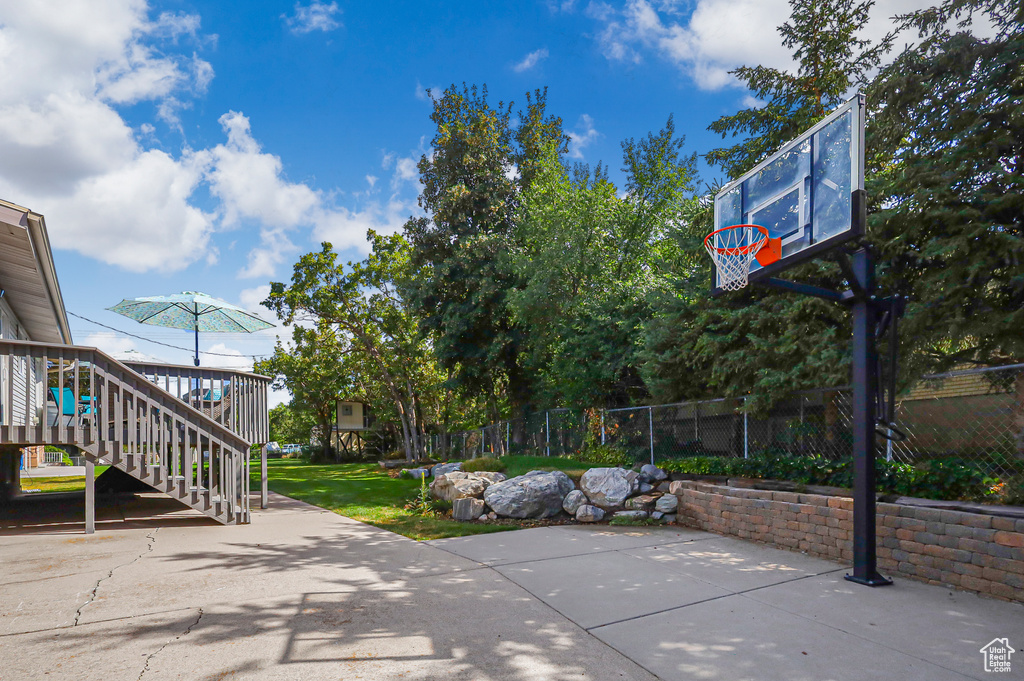 1184 DEVON ST Kaysville, UT 84037
