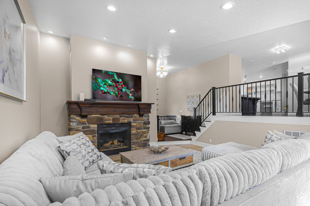 1184 DEVON ST Kaysville, UT 84037