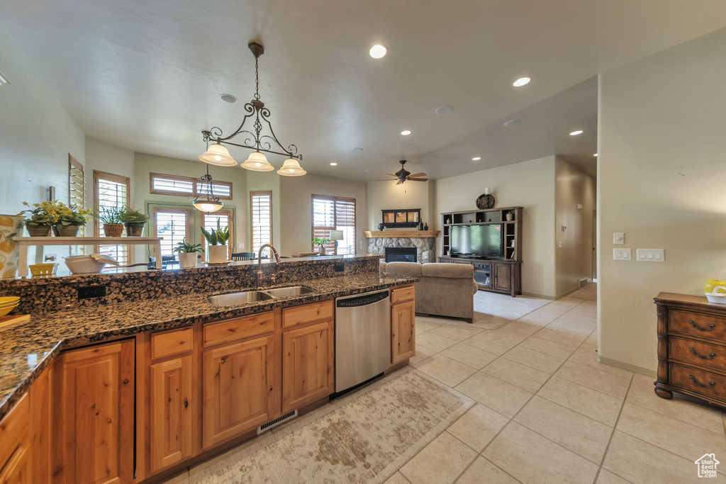1519 W FOLIAGE LN South Jordan, UT 84095
