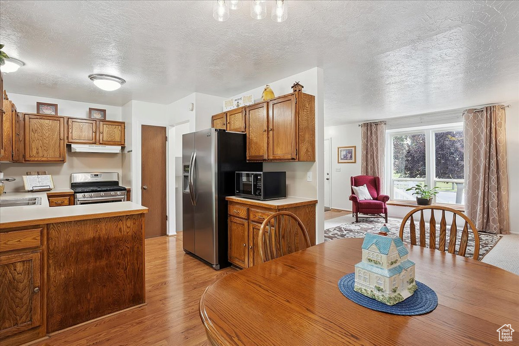 1135 N CONNECTICUT AVE Harrisville, UT 84404