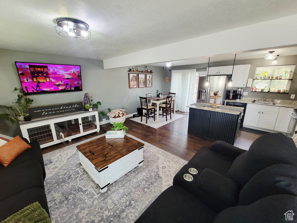 6527 W 3940 S West Valley City, UT 84128