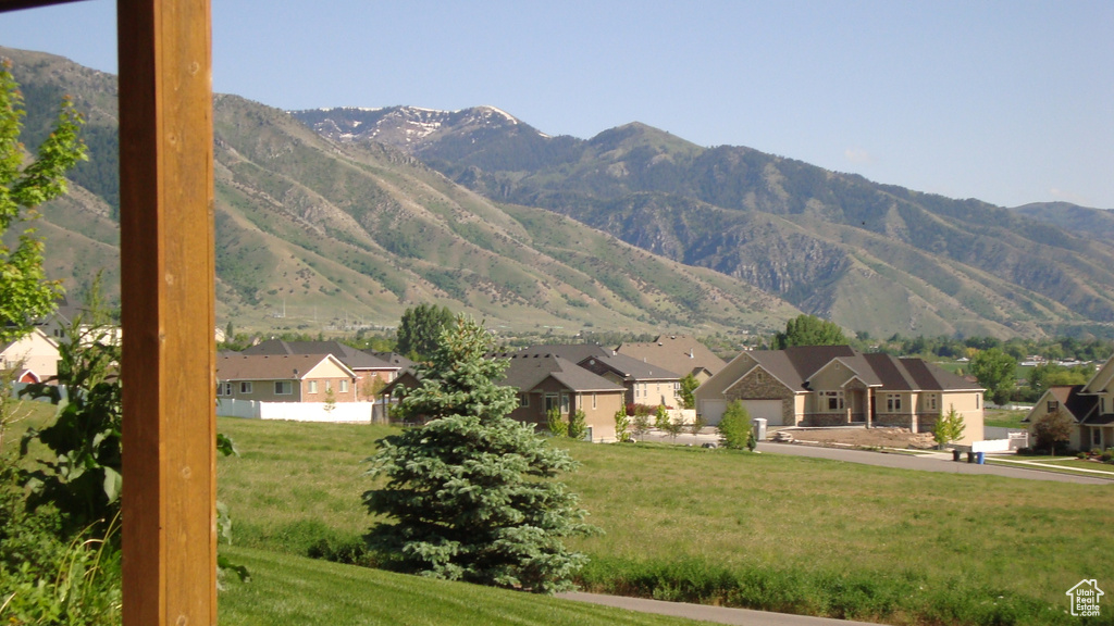 531 E CENTER ST Hyde Park, UT 84318