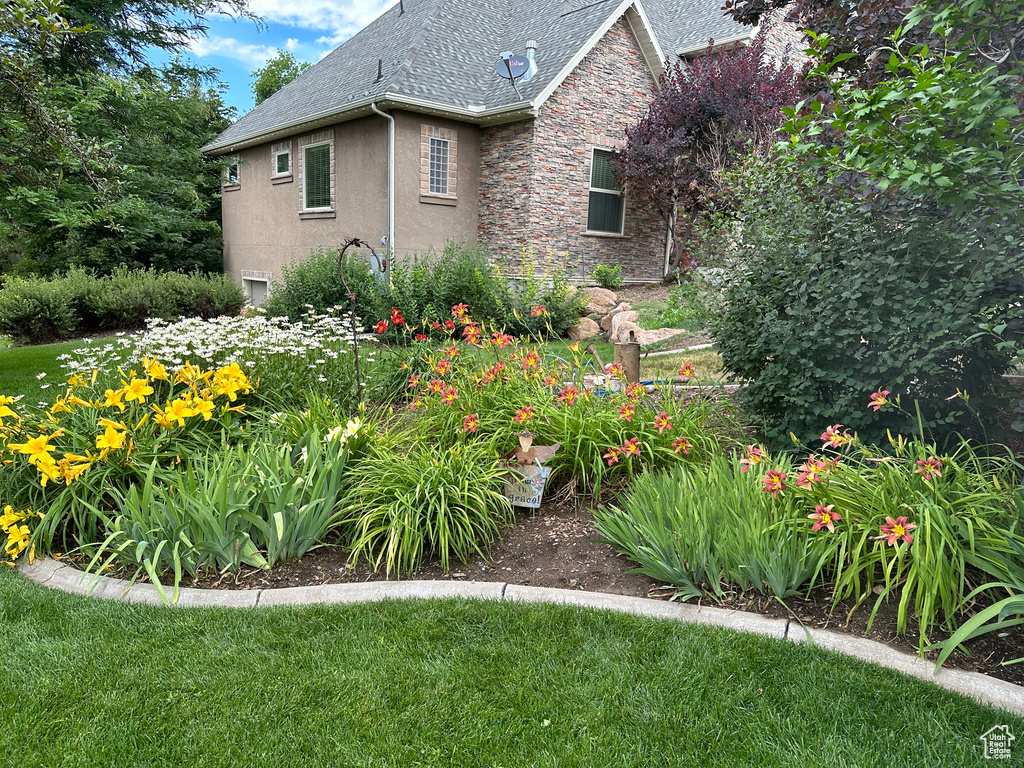 531 E CENTER ST Hyde Park, UT 84318