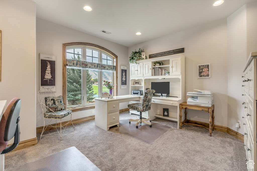 531 E CENTER ST Hyde Park, UT 84318