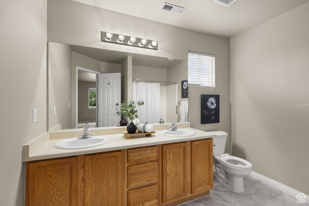 5235 MIDLAND DR Roy, UT 84067