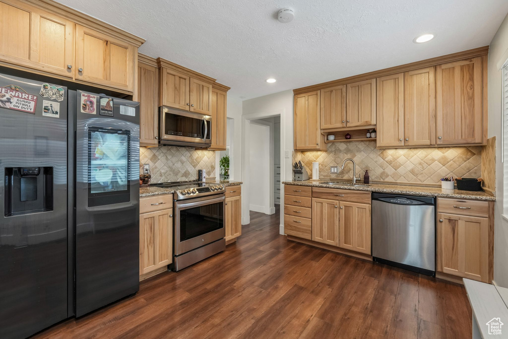 5769 S HILLSIDE DR Murray, UT 84107