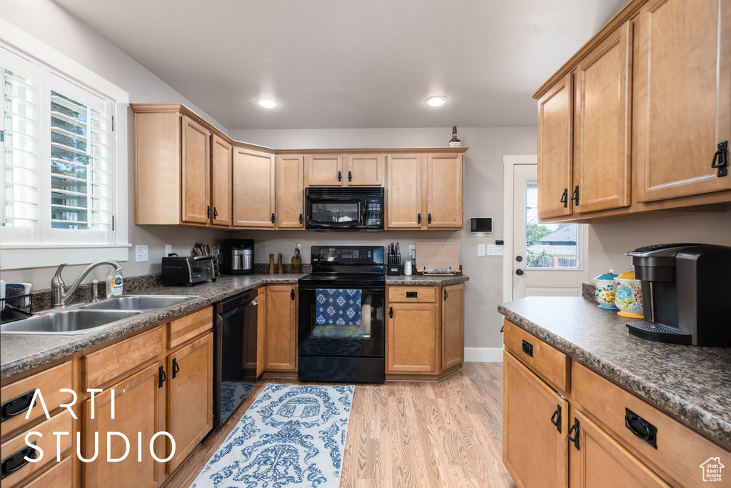 2555 FOWLER AVE Ogden, UT 84401