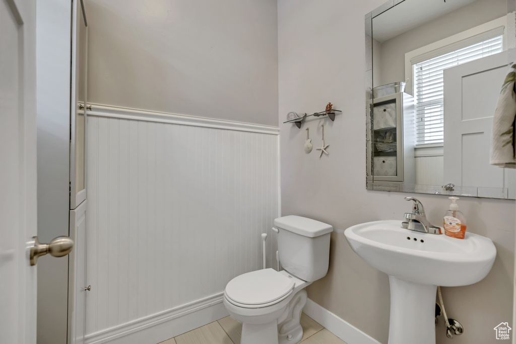 1604 W CALAIS VILLAS WAY West Jordan, UT 84084