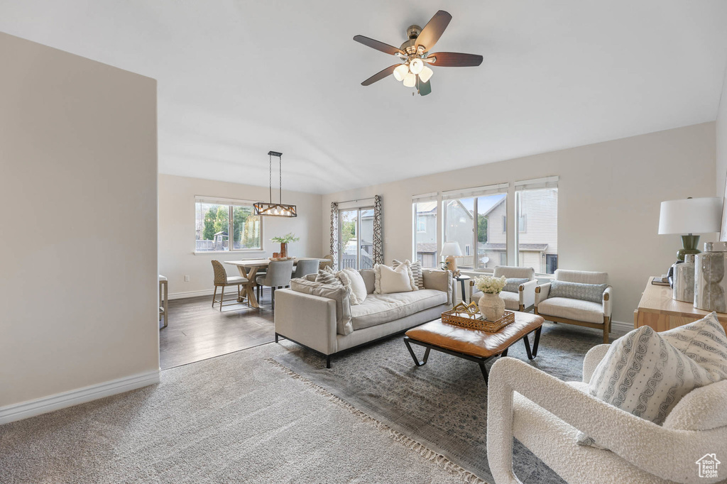 4065 E COMANCHE ST Eagle Mountain, UT 84005