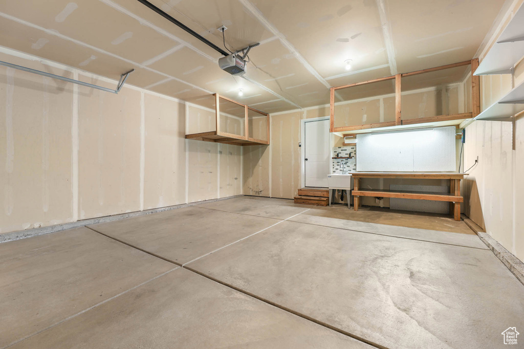 4065 E COMANCHE ST Eagle Mountain, UT 84005