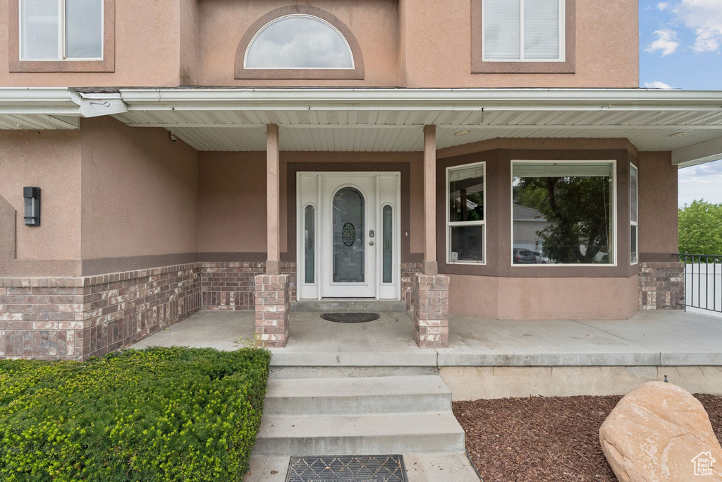 8186 S GRAMBLING WAY Sandy, UT 84094