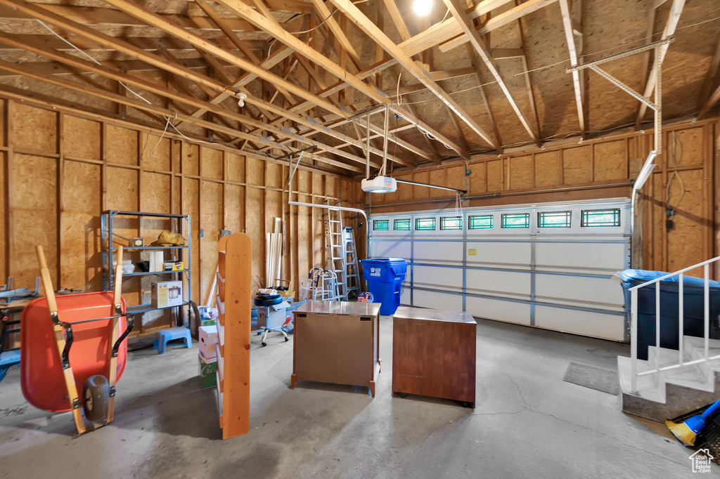 1689 N 725 W Centerville, UT 84014