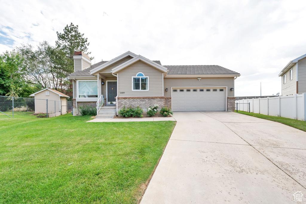 1689 N 725 W Centerville, UT 84014