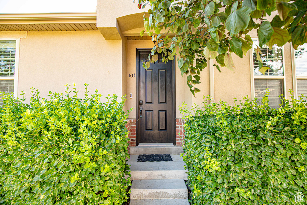 101 W 3240 N Lehi, UT 84043
