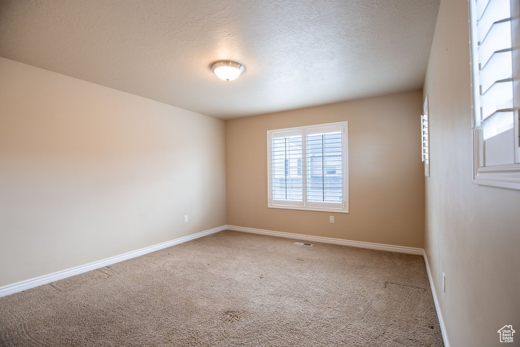 101 W 3240 N Lehi, UT 84043