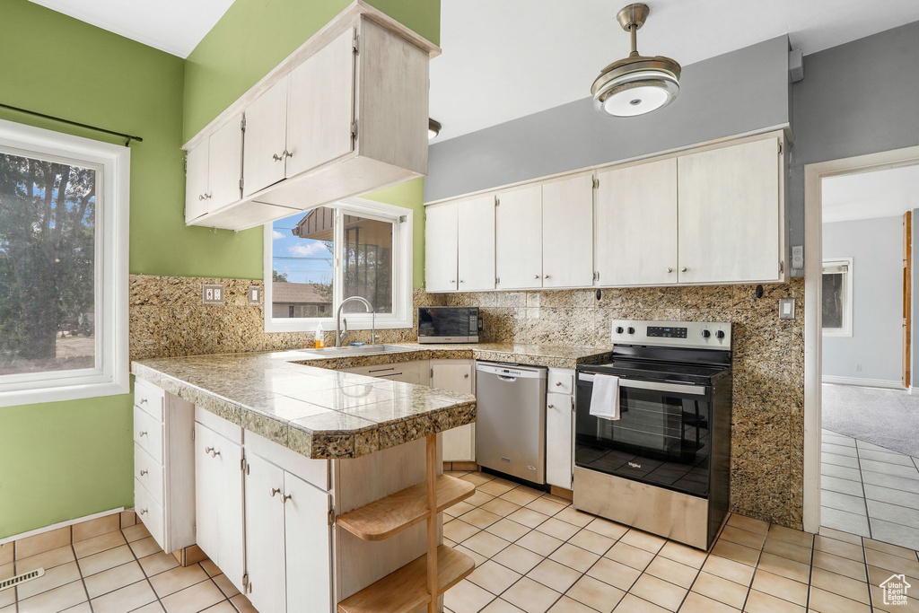 3250 S 7900 W Magna, UT 84044