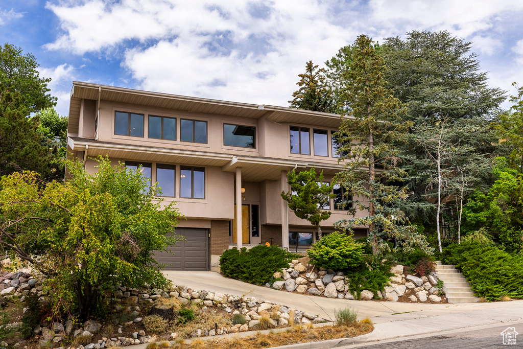 807 E NORTHCLIFFE DR Salt Lake City, UT 84103