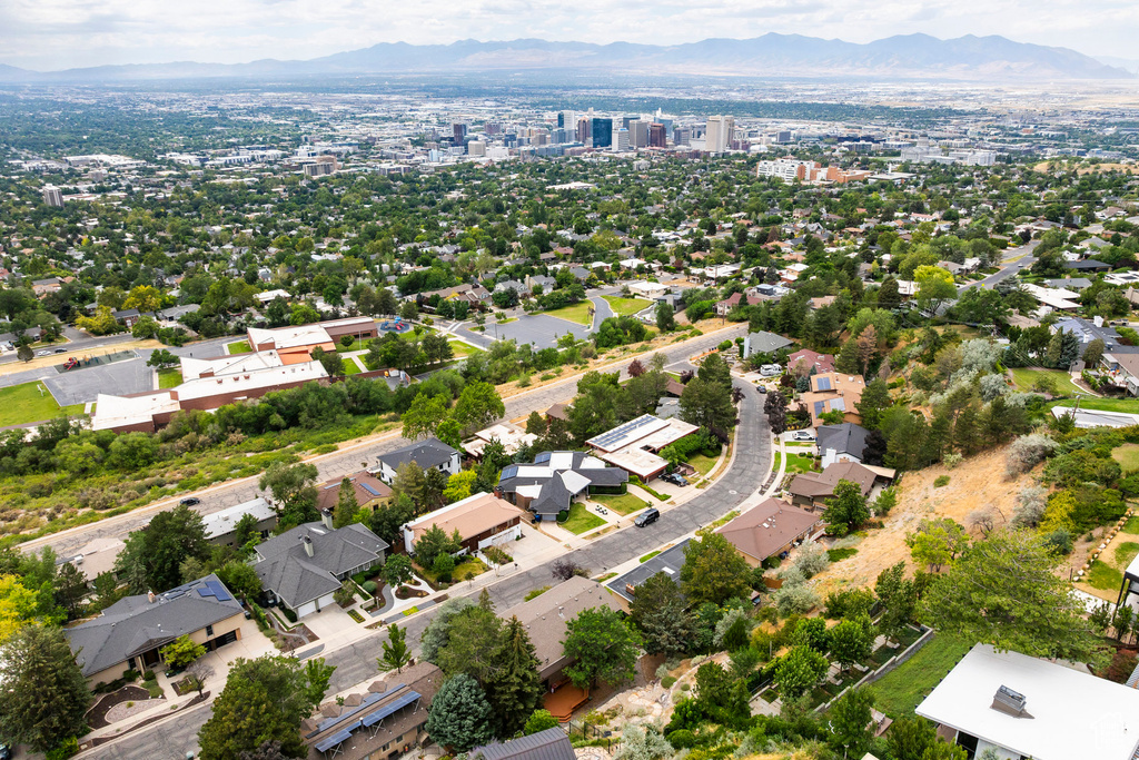 807 E NORTHCLIFFE DR Salt Lake City, UT 84103