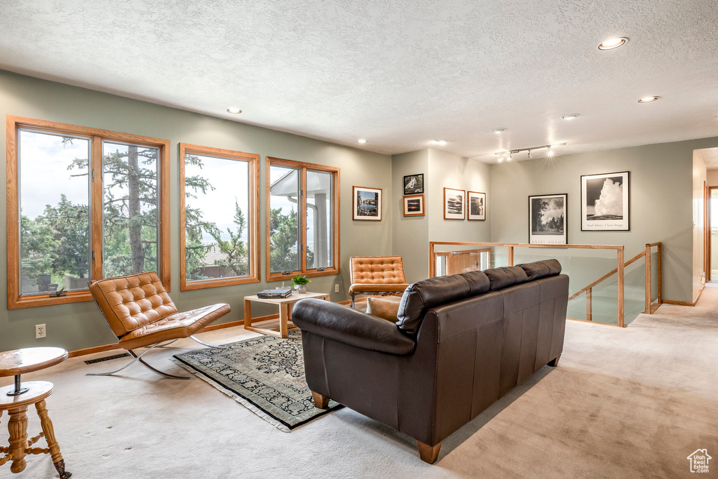 807 E NORTHCLIFFE DR Salt Lake City, UT 84103
