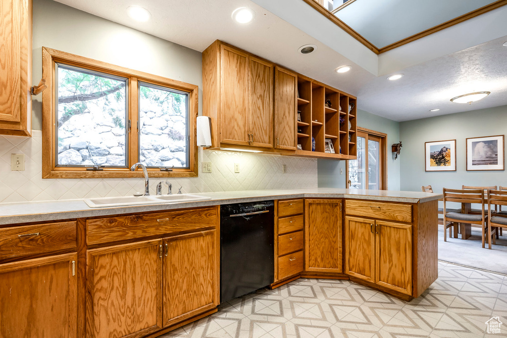 807 E NORTHCLIFFE DR Salt Lake City, UT 84103