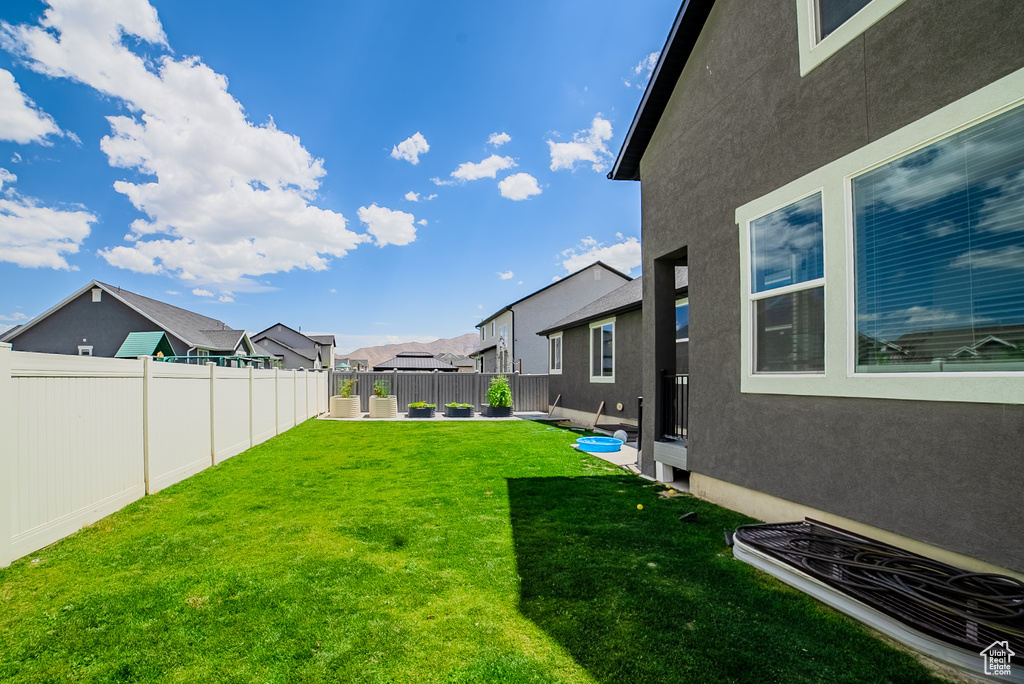 127 E CRANER PEAK DR Eagle Mountain, UT 84005
