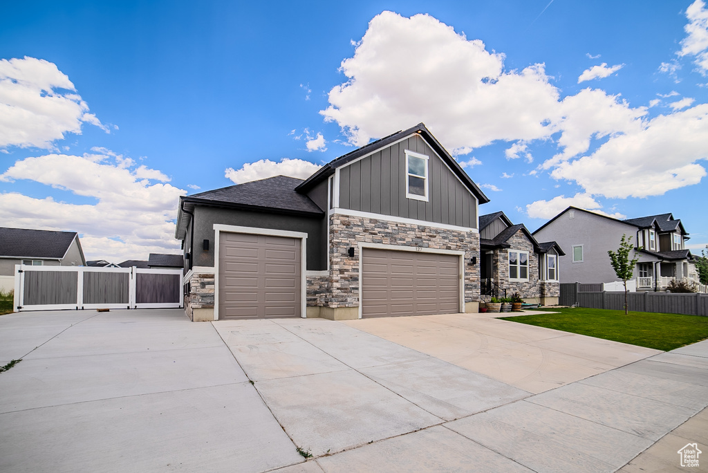 127 E CRANER PEAK DR Eagle Mountain, UT 84005